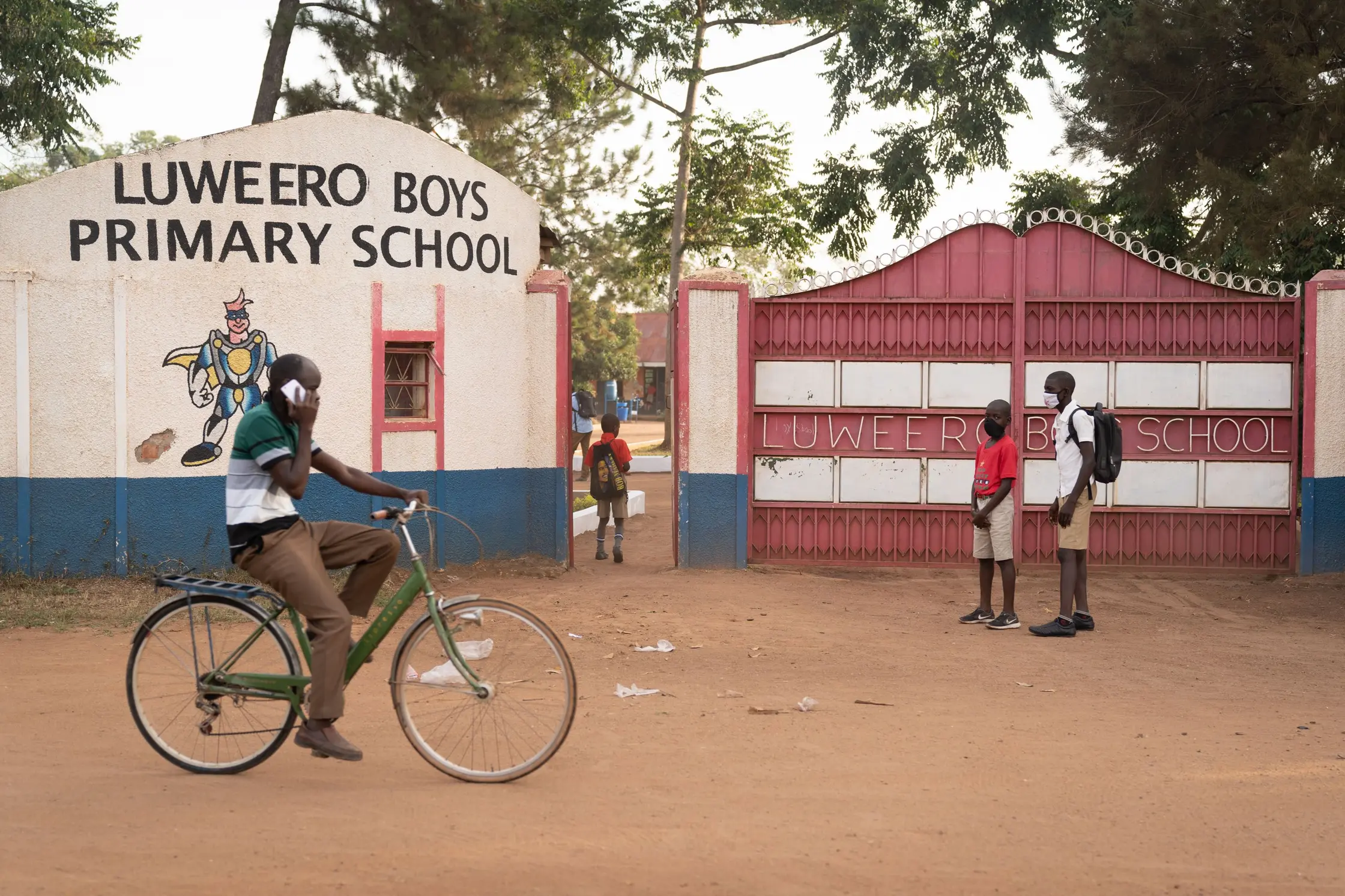 Photo of project In Uganda hinterlässt die längste Schulschliessung der Welt tiefe Spuren