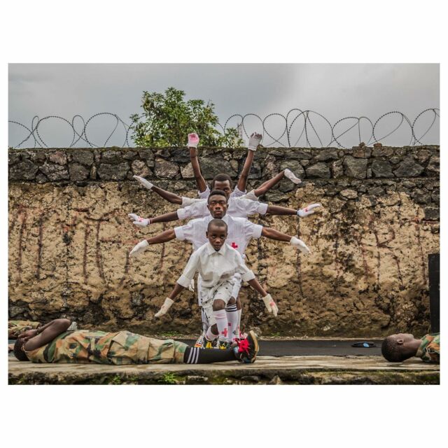 The Art of Emergency, 2016
.
.
.
.
.
.
#Goma #yoleafrica #dance #northkivu #drcongo #reportage #photojournalism #documentaryphotograph
